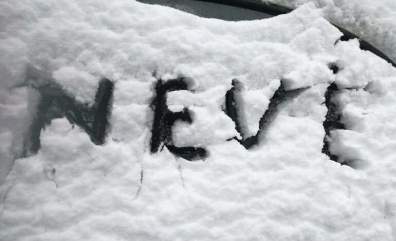 Neve, codice giallo fino alle 15 di lunedì 23 gennaio