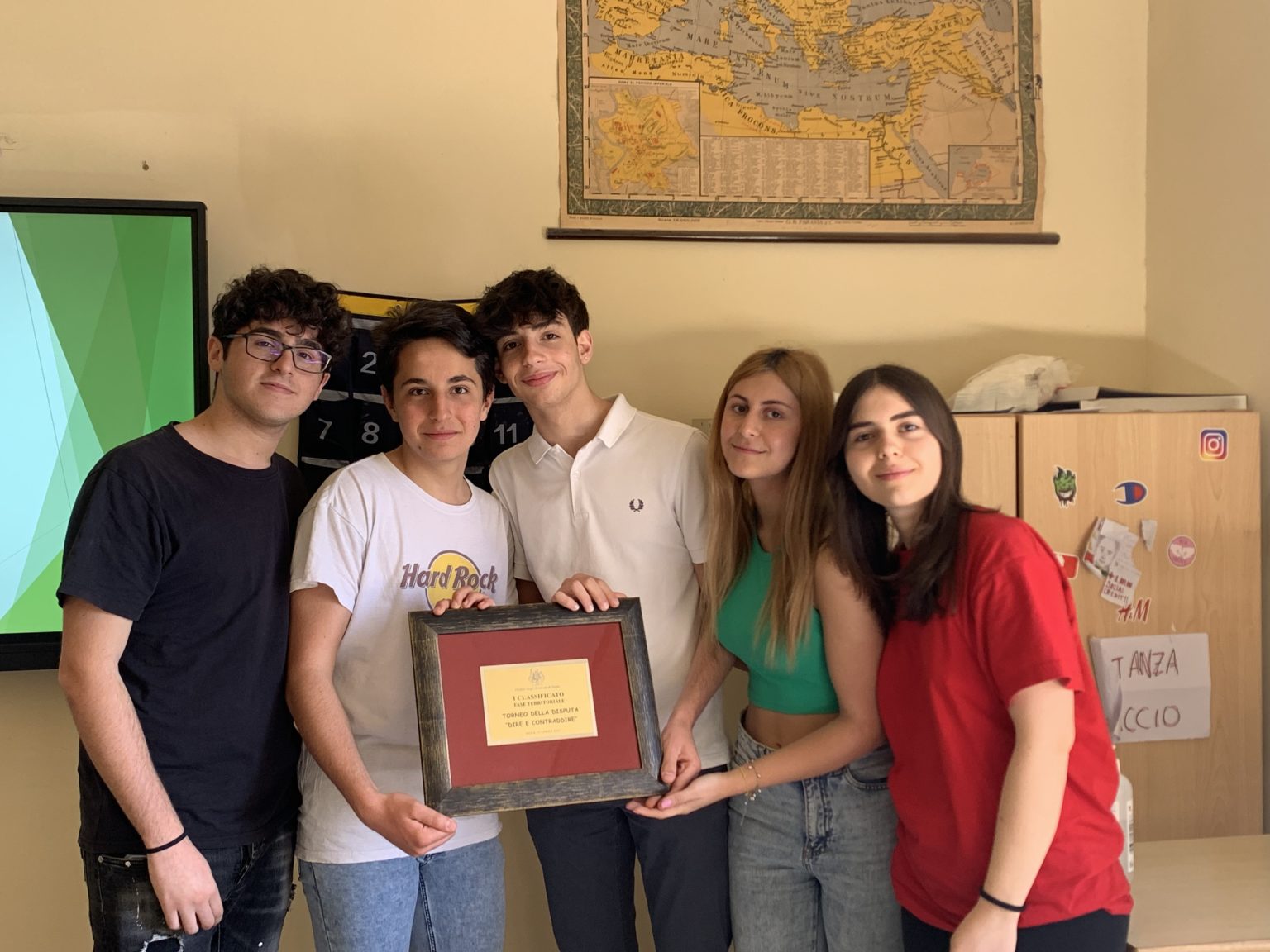Dire e Contraddire: la terza A delle scienze umane qualificata per la finale a Roma