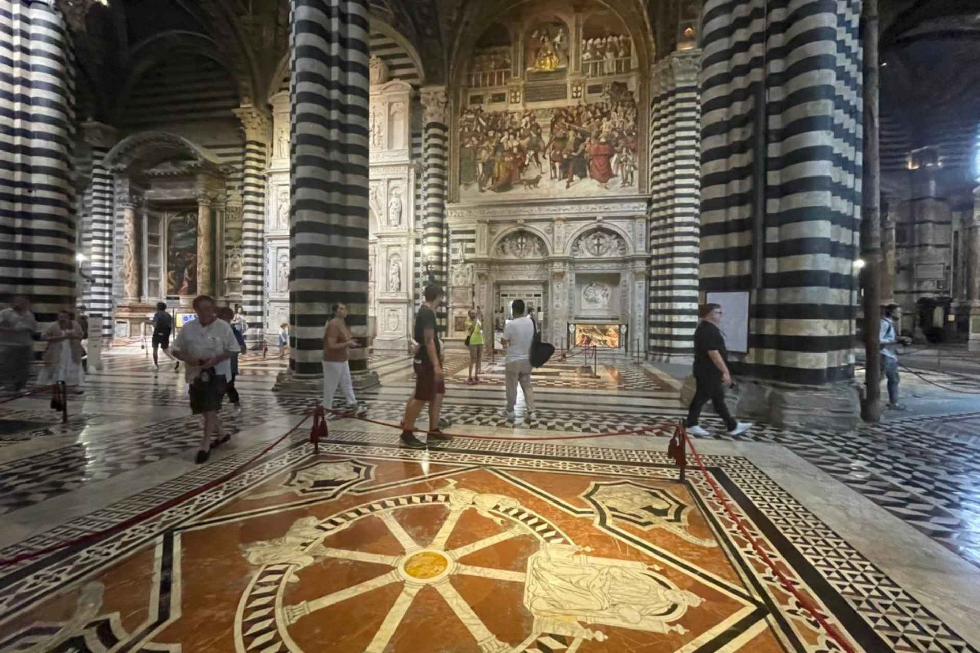 Regolarmente aperto alle visite il complesso monumentale del Duomo di Siena