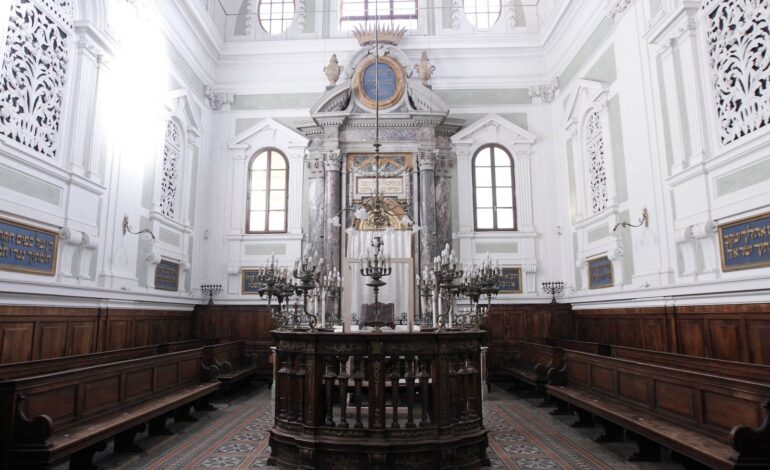 Siena, raccolta fondi per la Sinagoga, ondata di messaggi antisemiti alla Comunità ebraica: scatta la denuncia