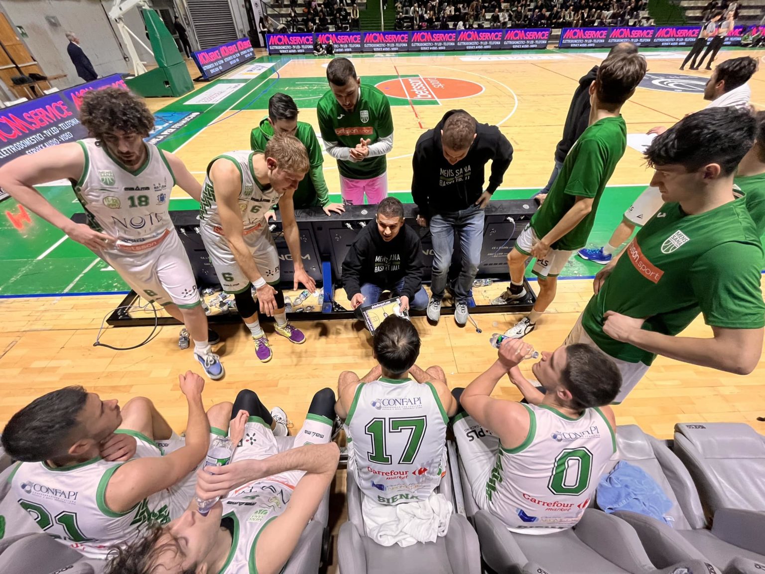 L’attesa sta finendo per la trasferta della Mens Sana a Prato. Coach Betti: “Partita complicata, fondamentale curare i dettagli”