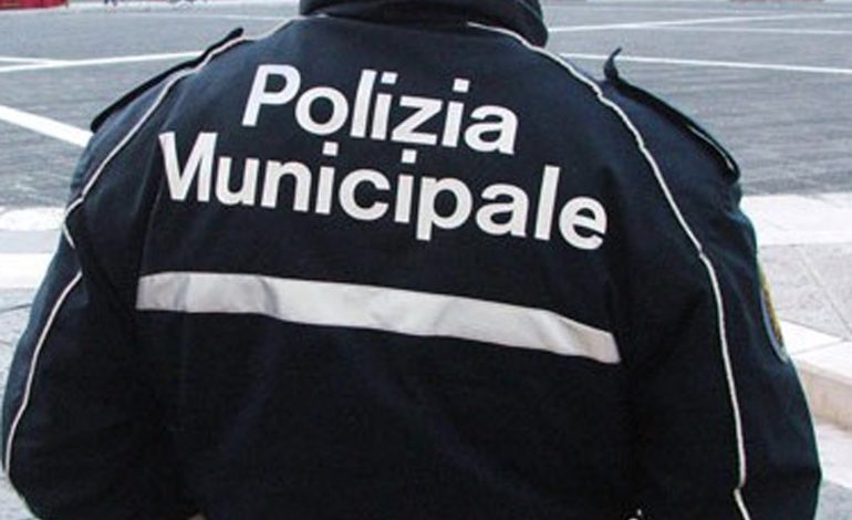Siena, parcheggiatore abusivo beccato all’ex-campino di San Prospero, scatta la denuncia