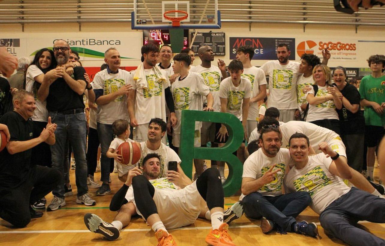 Il Costone vince la gara5 della finale playoff, finisce 90-82 contro la Mens Sana