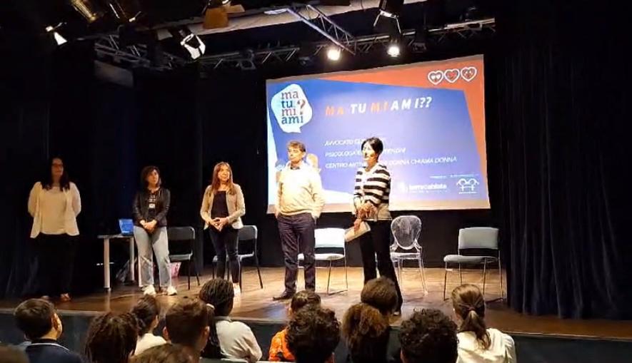 “Ma tu mi ami?” per prevenire la violenza di genere. Il nuovo progetto benefit di Terrecablate