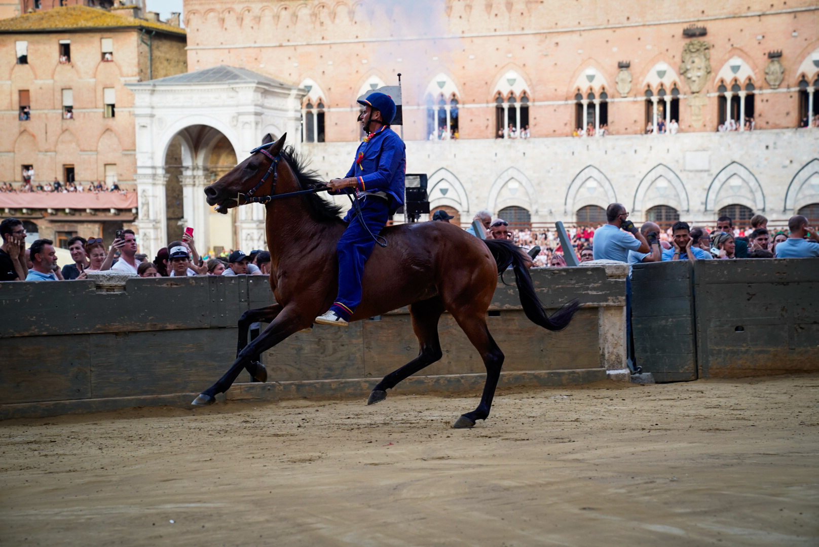 Palio, il Nicchio vince la prima prova