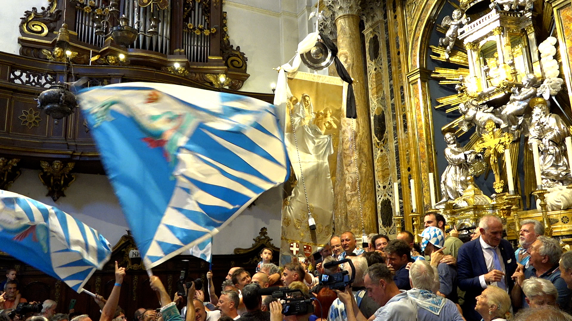 Onda – Le interviste a caldo nella stalla