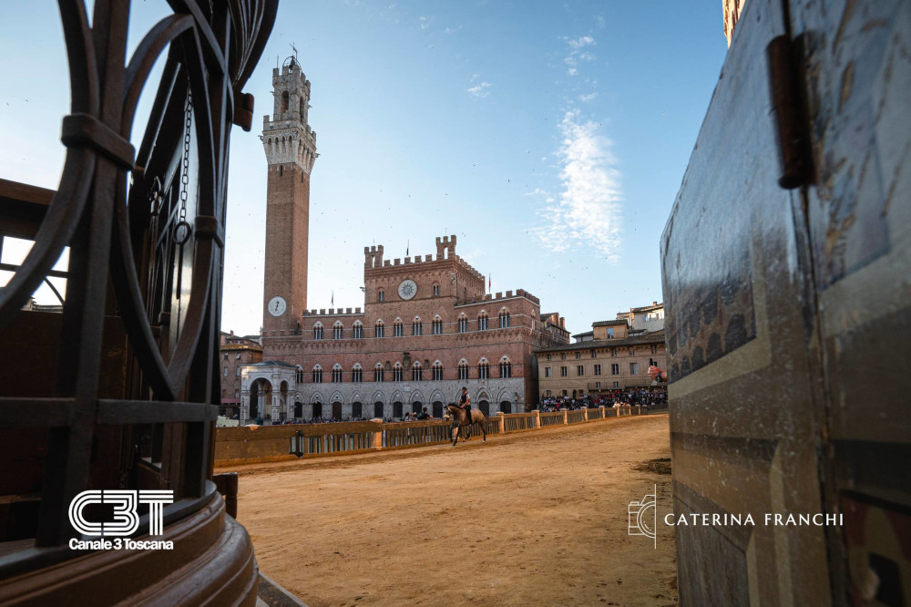 Palio 16 agosto 2024: firmata l’ordinanza su preiscrizione alla previsita, prove regolamentate e tratta