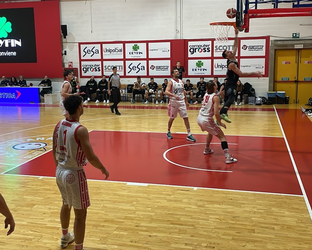 Costone, che impresa! Empoli battuto al PalaSammontana grazie ad un super Zeneli