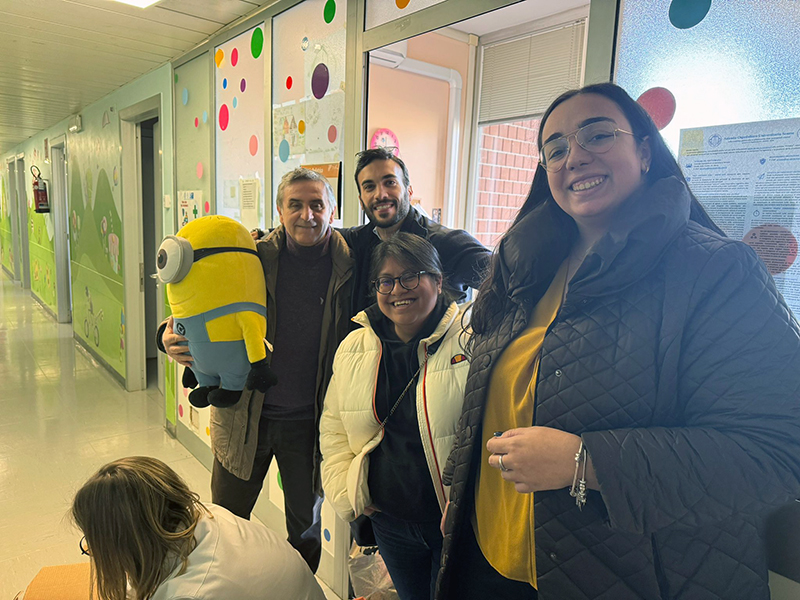 Regali e allegria per i piccoli pazienti della Chirurgia Pediatrica de Le Scotte grazie al Leo Club Siena e all’associazione “La Conchiglia”
