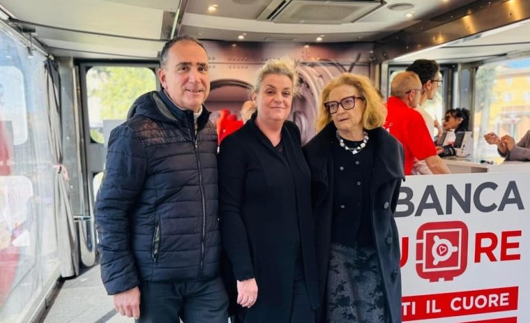 Grande successo per il Truck Tour Banca del Cuore. Oltre 330 screening cardiologici gratuiti