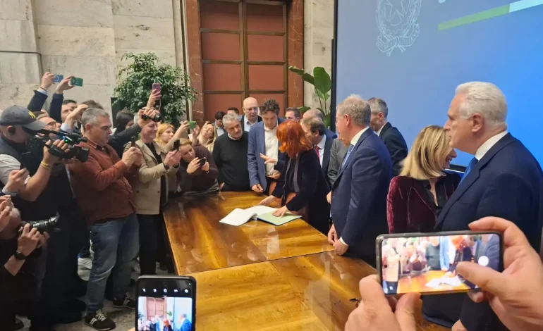 Beko, traguardo raggiunto: firmato l’accordo tra azienda, sindacati e Governo