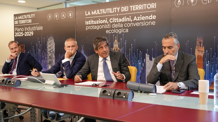 Multiutility Toscana, 2,5 miliardi di investimenti. Dall’integrazione di ambiente, energia e acqua “un’offerta unica per cittadini, imprese e distretti”