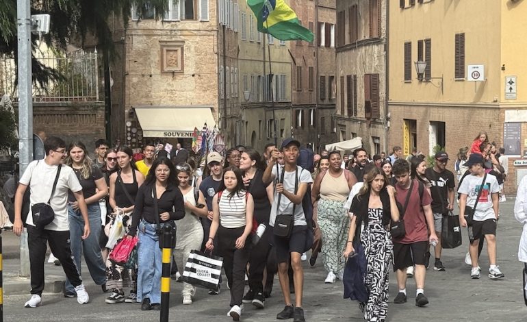 Giubileo dei giovani, la diretta di Canale 3 Toscana per raccontare l’arrivo dei ragazzi in viaggio verso Roma