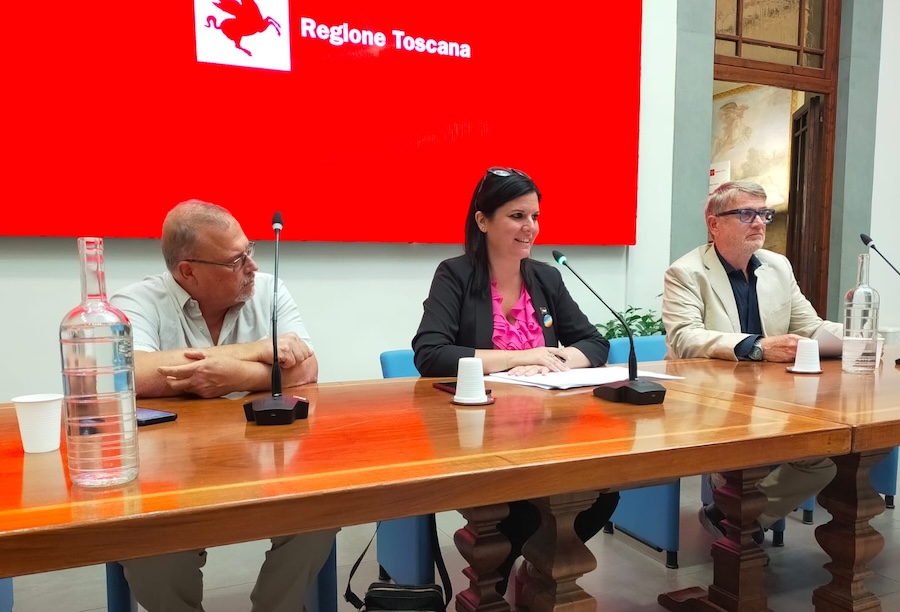 Domani esce il nuovo bando Dsu. Giani e Nardini: “Garantiremo borsa di studio a chi ne ha diritto”