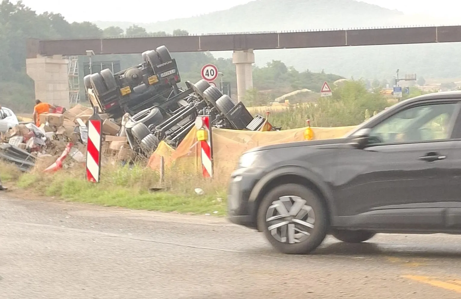 Incidente Siena – Grosseto, un camion si ribalta nella notte