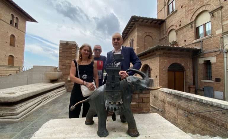 La Contrada della Torre celebra il Masgalano. Bianchi: “Giovani appassionati, tradizione e tanto lavoro”