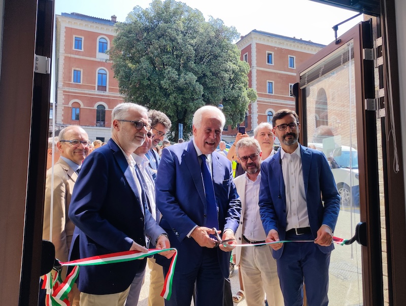 Siena ha il nuovo Centro Salute Mentale. Inaugurato l’ex Kraepelin al San Niccolò