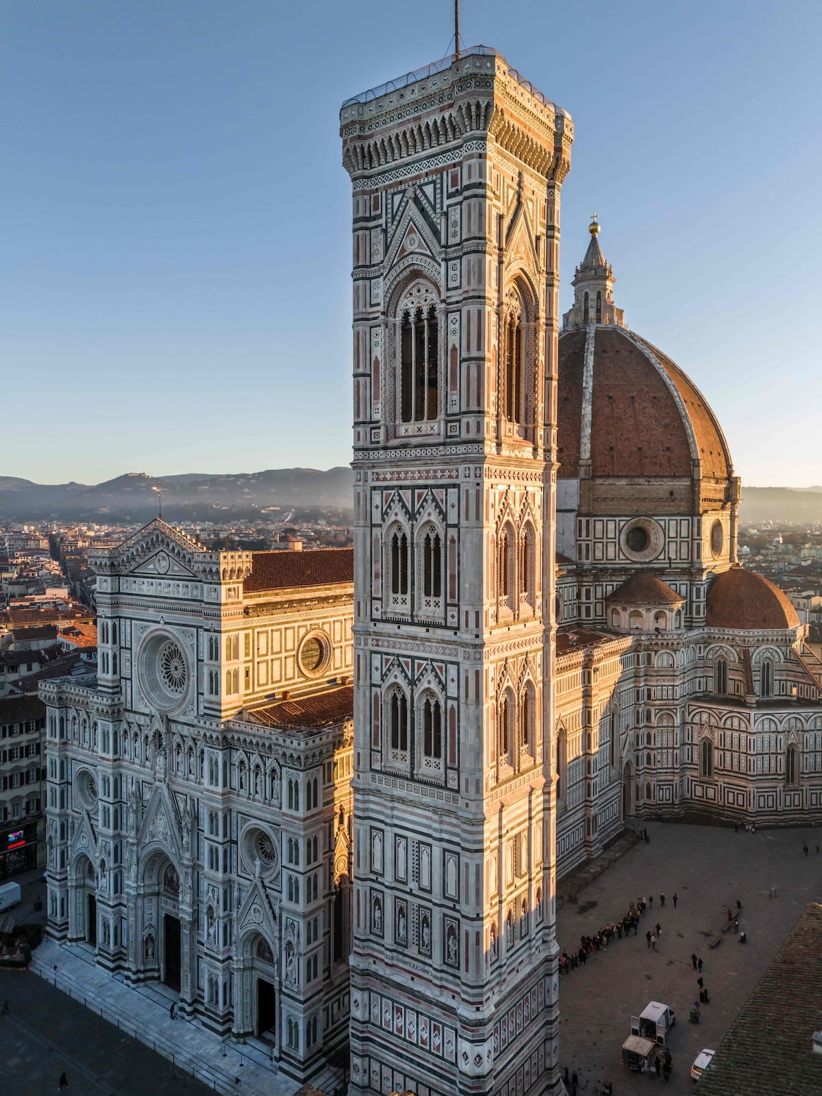 Duomo di Firenze, via al cantiere di restauro del Campanile di Giotto. L’Opera di Santa Maria del Fiore si propone di acquistare immobili da destinare a residenti