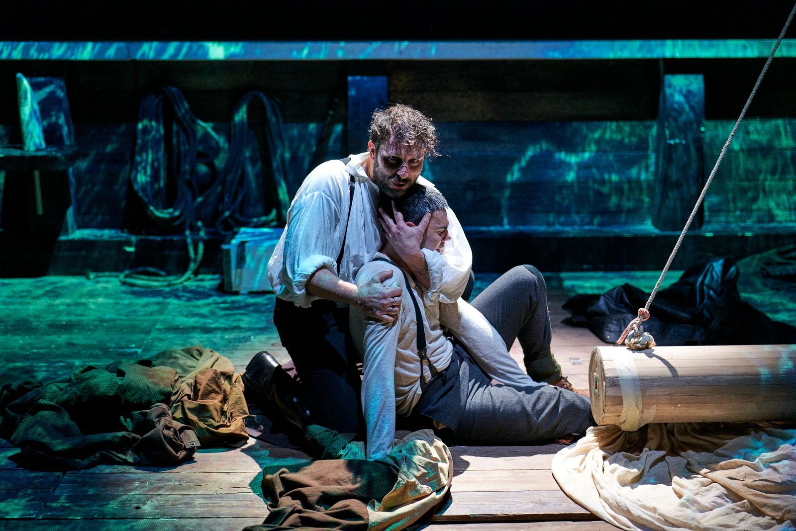 Moni Ovadia è il capitano Achab: l’ossessione di “Moby Dick” ai Rinnovati