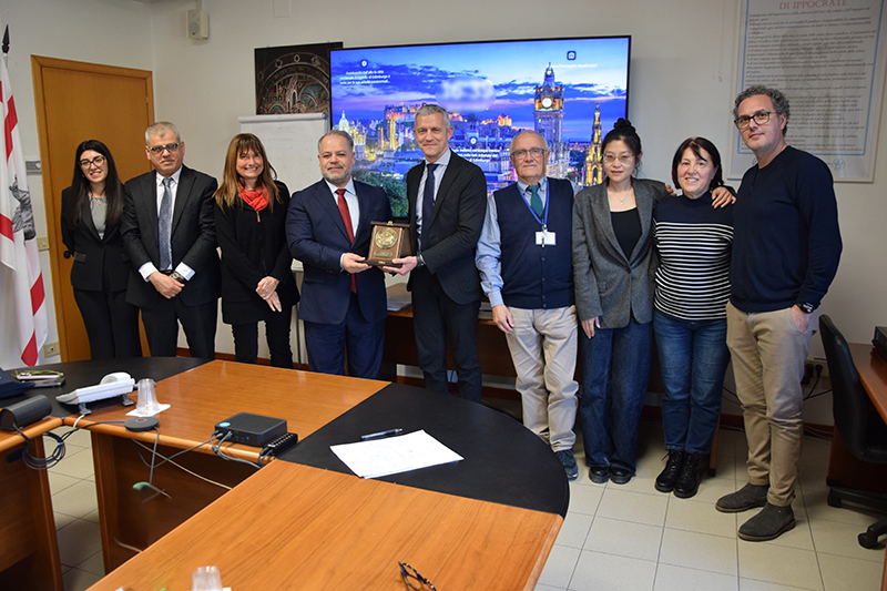 Il direttore generale della Sanità di Duhok (Iraq) in visita al policlinico Santa Maria alle Scotte