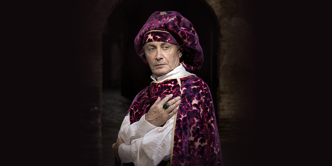 “Il magnifico senese”, un gioco scenico tra passato e presente sul palco del Teatro dei Rozzi