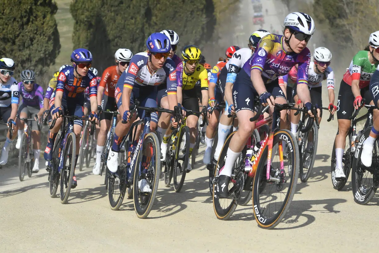 Strade Bianche e Gran Fondo, gli orari delle gare e i percorsi consigliati