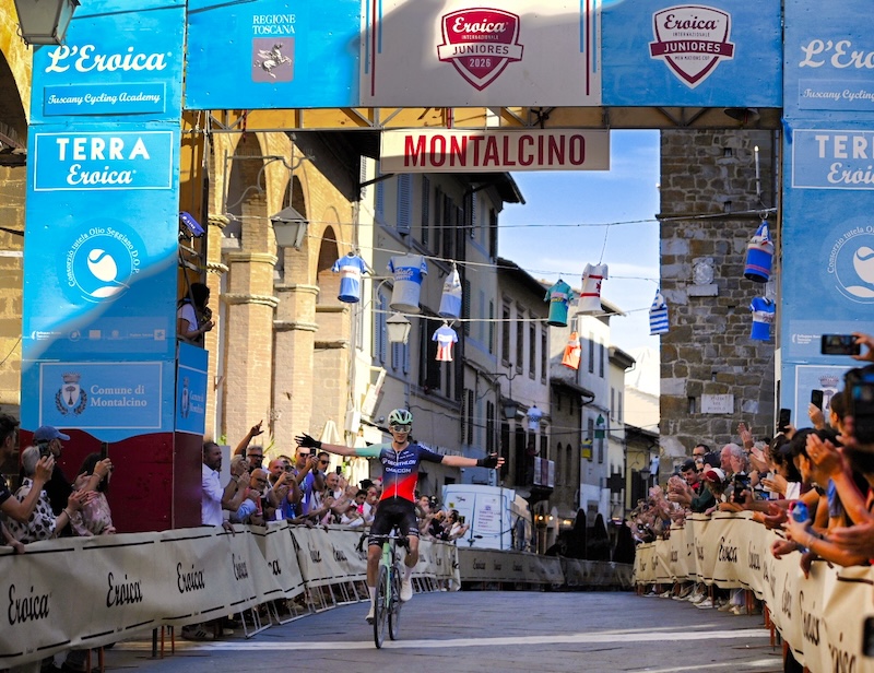 Eroica Juniores: podio tutto straniero alla Coppa Andrea Meneghelli. Van Kerckhove vince a Montalcino