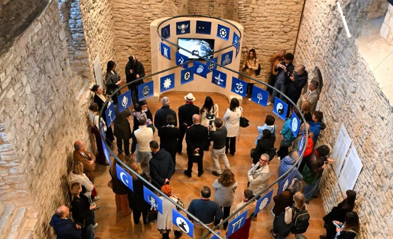 Assisi, la mostra di Pistoletto diventa accessibile alle persone con disabilità motoria