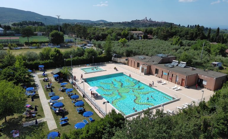 San Gimignano, alla piscina comunale appuntamento con sport, relax e spettacolo