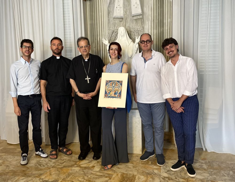 Restituito all’Arcidiocesi di Siena un altro prezioso frammento dei coralli medievali di Colle Val d’Elsa