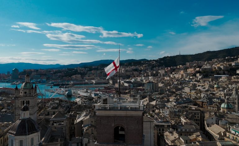 Opera Laboratori, la Torre Grimaldina accende l’estate di Genova: apericena al tramonto e serate sotto le stelle
