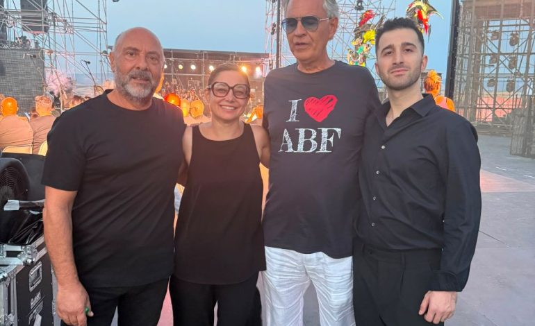 Il coro di AMAT protagonista al Teatro del Silenzio con Andrea Bocelli