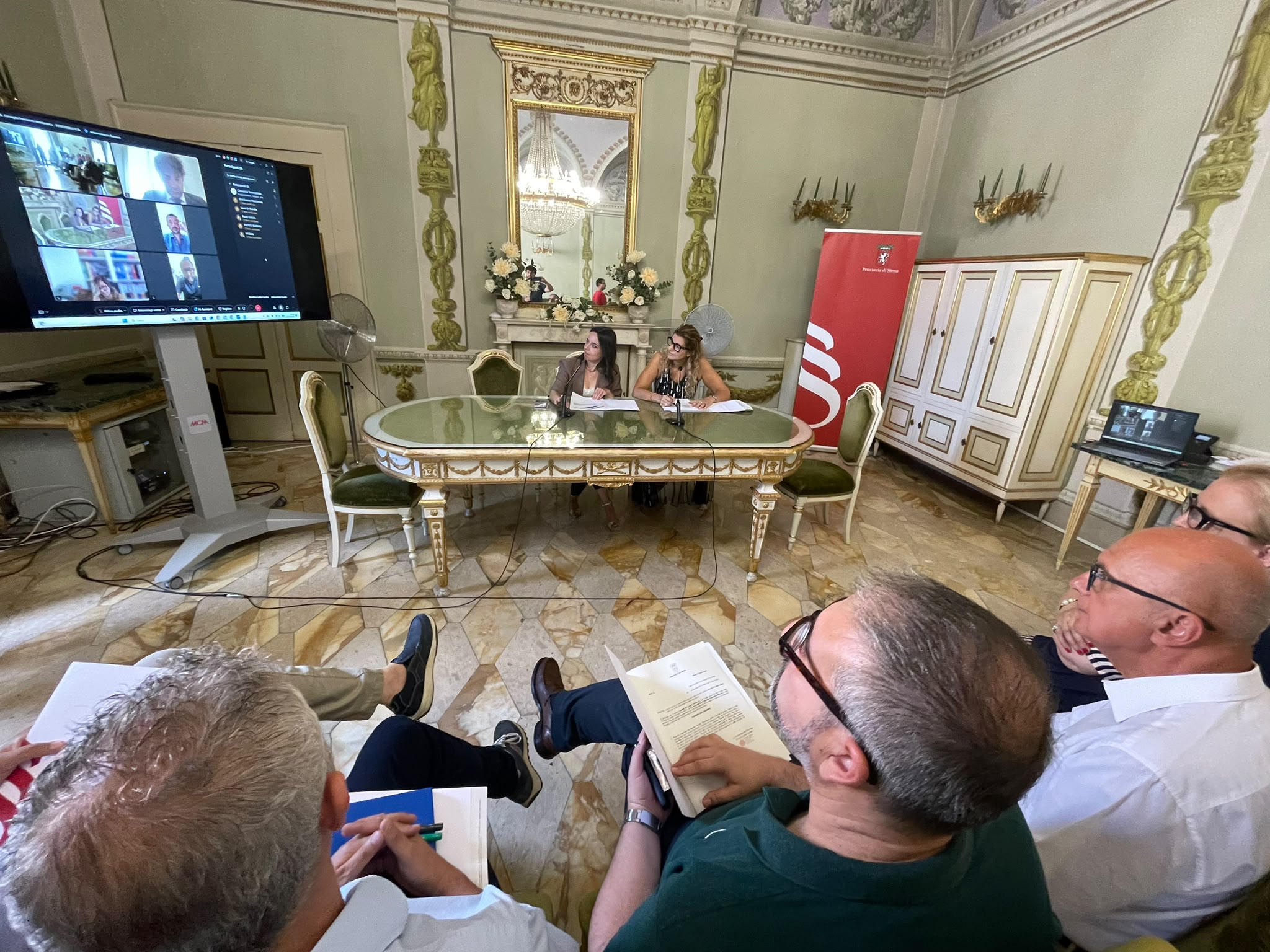 Futuro MPS, la Provincia di Siena approva mozione unitaria. Carletti: “Interesse pubblico primario”