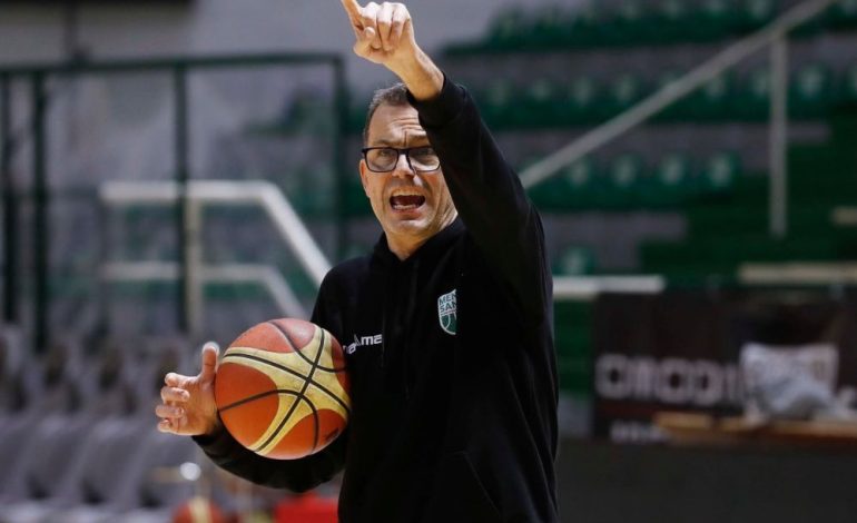 Mens Sana, ufficiale il rinnovo di coach Vecchi. “Vedo tanta energia positiva, roster quasi pronto”