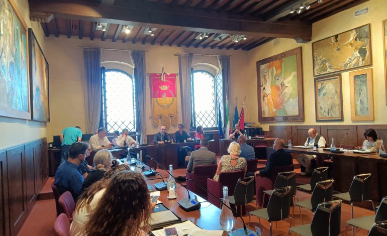 San Gimignano: conti in equilibrio e nuove risorse per scuole, servizi e patrimonio