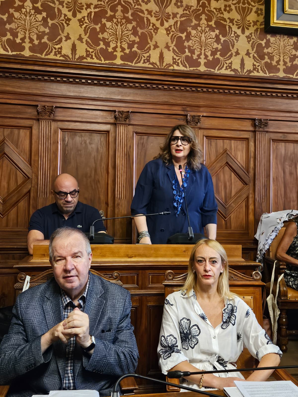 Consiglio comunale, si è insediata Maria Concetta Raponi. In tre cambiano gruppo