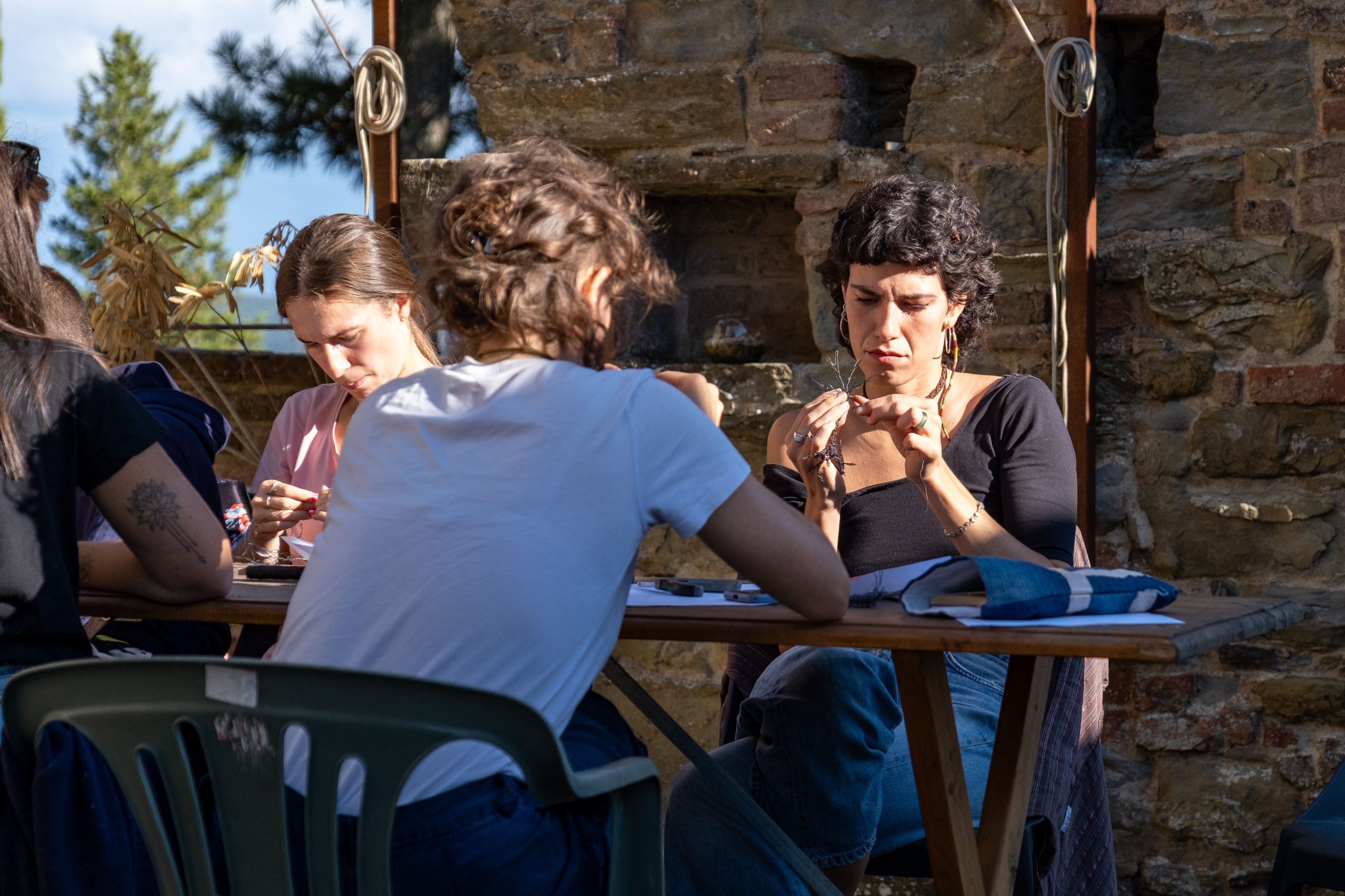 Torna “Cortona On The Moon”: sette laboratori per promuovere l’arte come strumento di relazione, cura e partecipazione