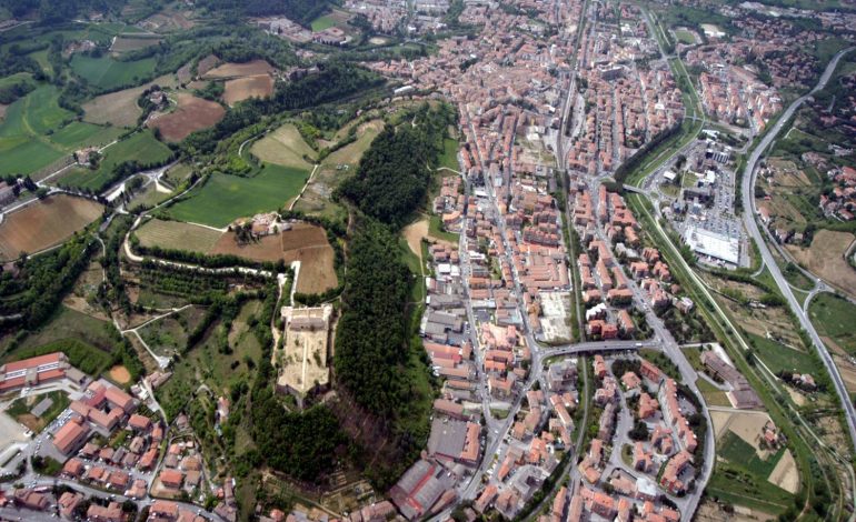 Manutenzione strade: lavori di completamento in via Montegrappa