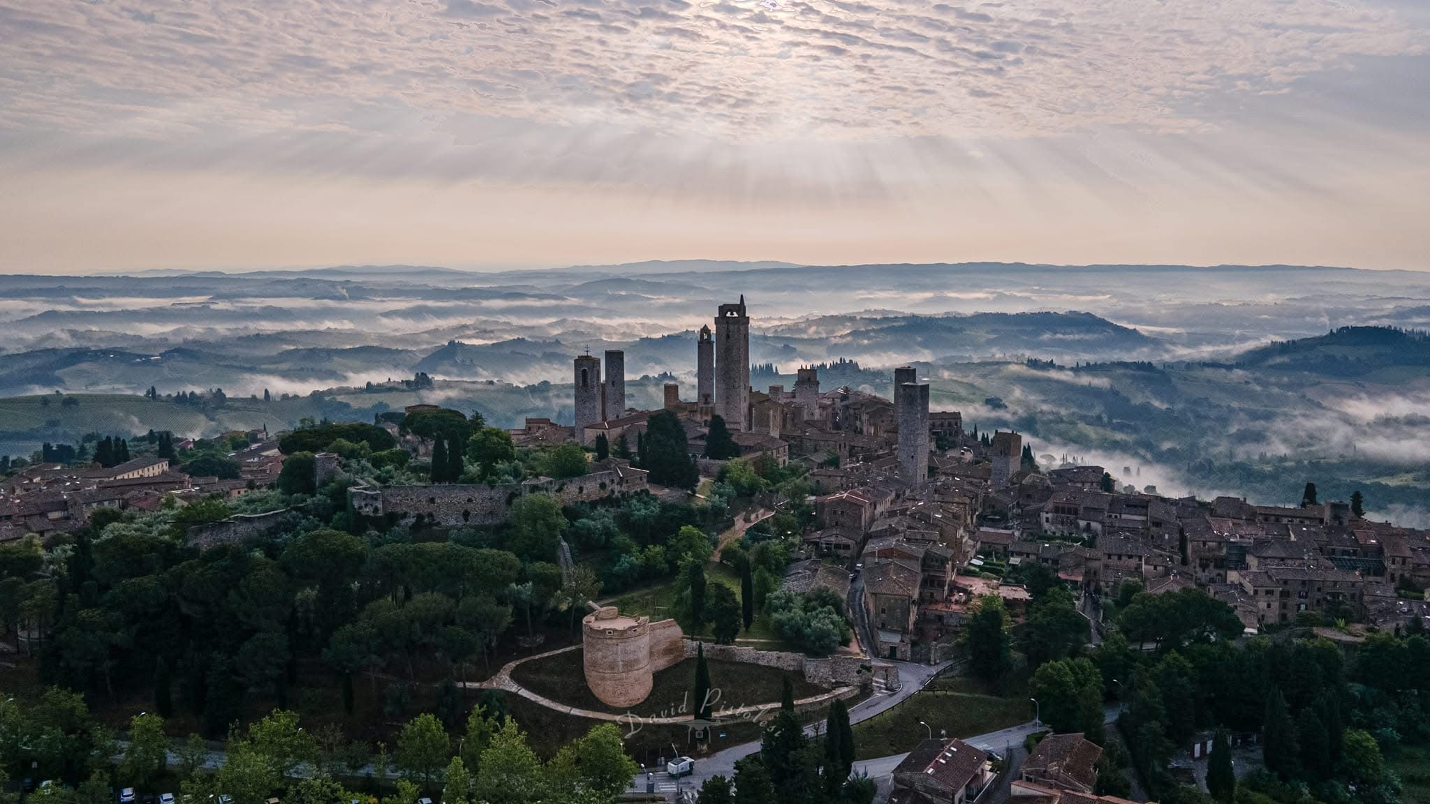 San Gimignano: continua la rassegna estiva Accade d’Estate tra cultura, cinema, musica e divertimento