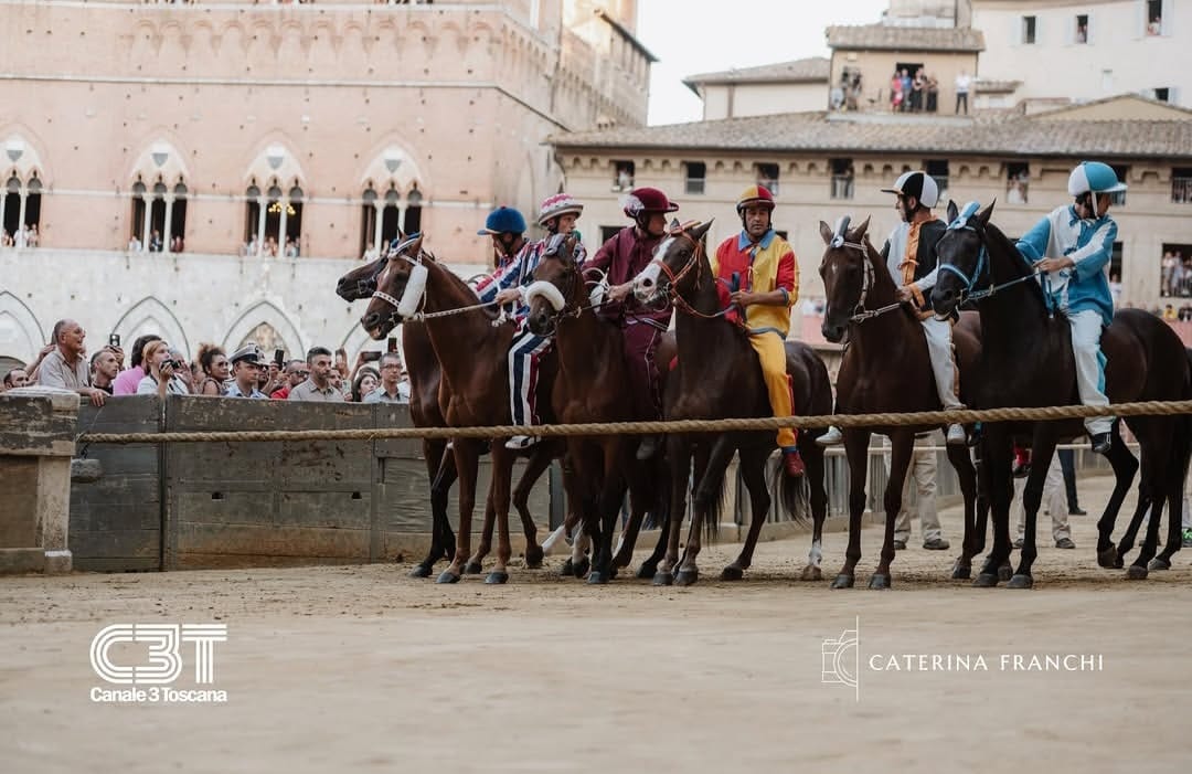 Palio 16 agosto, effettuata la segnatura dei dieci fantini