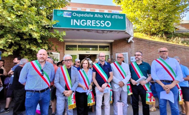 Difesa del punto nascita di Campostaggia: si allarga il fronte dei sindaci