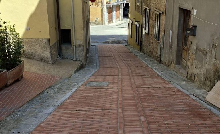 Salita a mattoni di San Lucchese: cantiere in fase conclusiva
