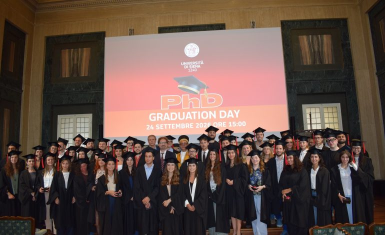PhD Graduation Day dell’Università di Siena, Di Pietra: “Continuate a sognare ricerca, ne abbiamo davvero bisogno”