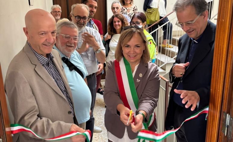 Poggibonsi, inaugurato un nuovo appartamento per le accoglienze sociali