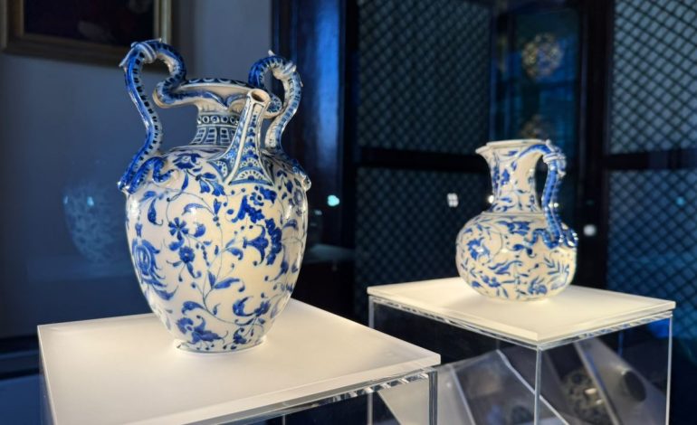 Una donazione per il Museo di San Marco: due vasi in porcellana del Cinquecento accolti nella Sala Greca