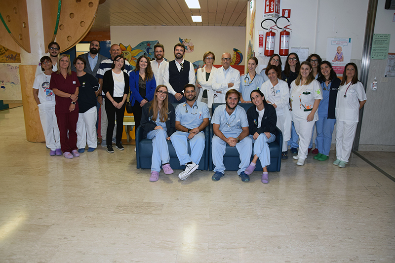 Comitato permanente degli Economi delle Contrade, donate due poltrone alla Pediatria dell’Aou Senese