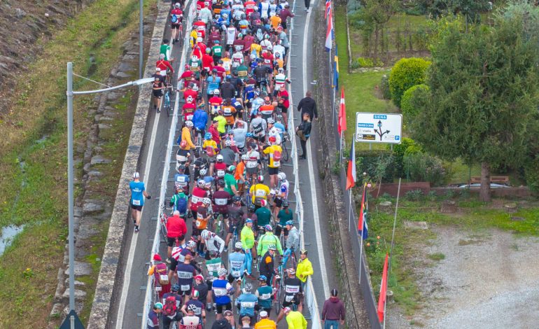 Gaiole in Chianti, comincia la settimana de l’Eroica: in arrivo migliaia di ciclisti da tutto il mondo