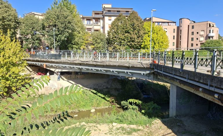 Poggibonsi, Ponte di viale Marconi: lavori in corso per il rinforzo delle fondazioni