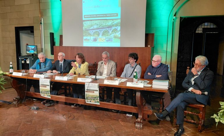 Ferrovia Val d’Orcia, celebrati a Siena i 30 anni del Treno Natura