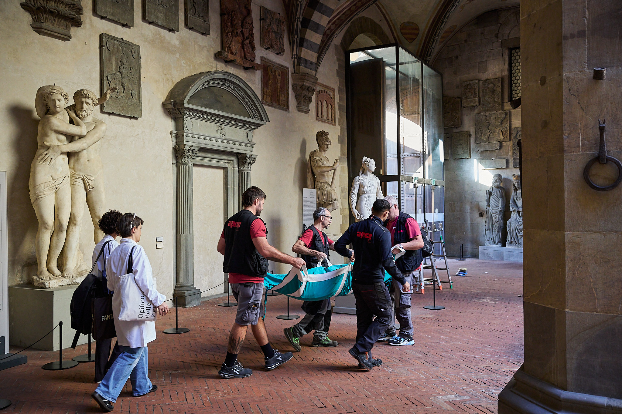Il banchetto di Psiche: al via il restauro dell’arazzo seicentesco del Museo Nazionale del Bargello